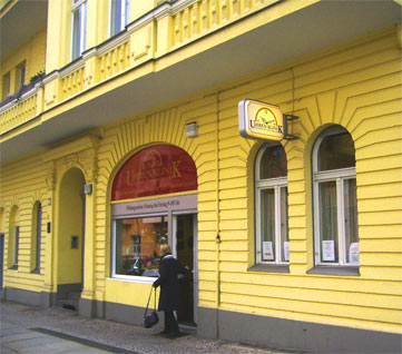 Die Uhrenklink in der Wundtstrasse in Berlin